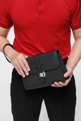 10+ cách chọn clutch đi chơi Tết nổi bật và thời thượng